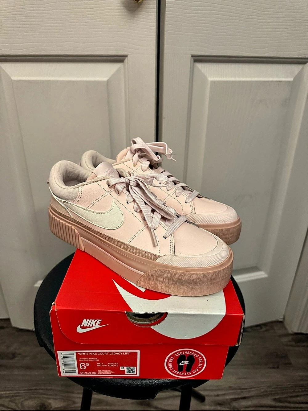 Nike Court Legacy Lift Light Pink Platform Sneakers Pink US 6.5